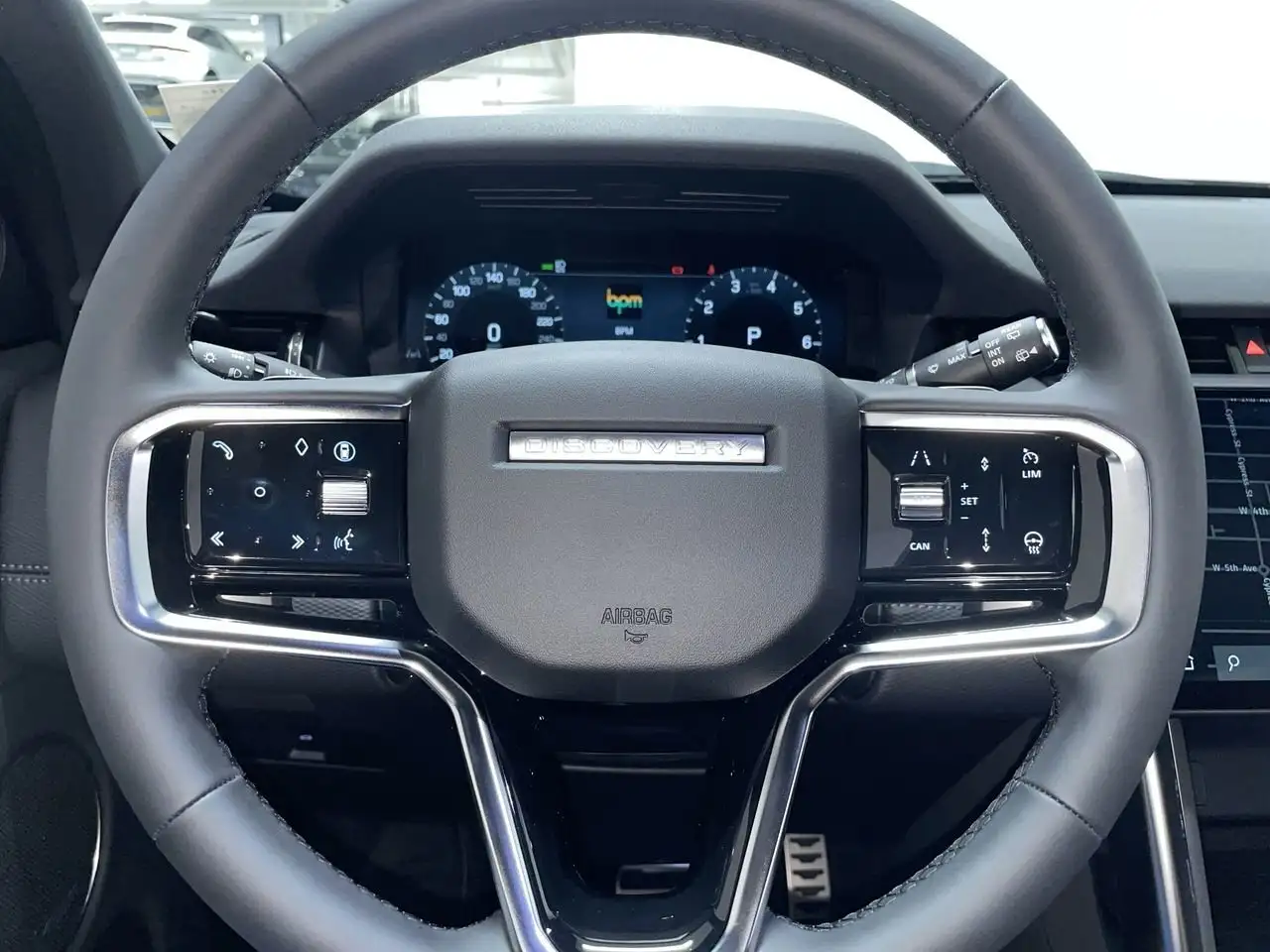 Land Rover Discovery Sport снимка Land Rover Discovery Sport