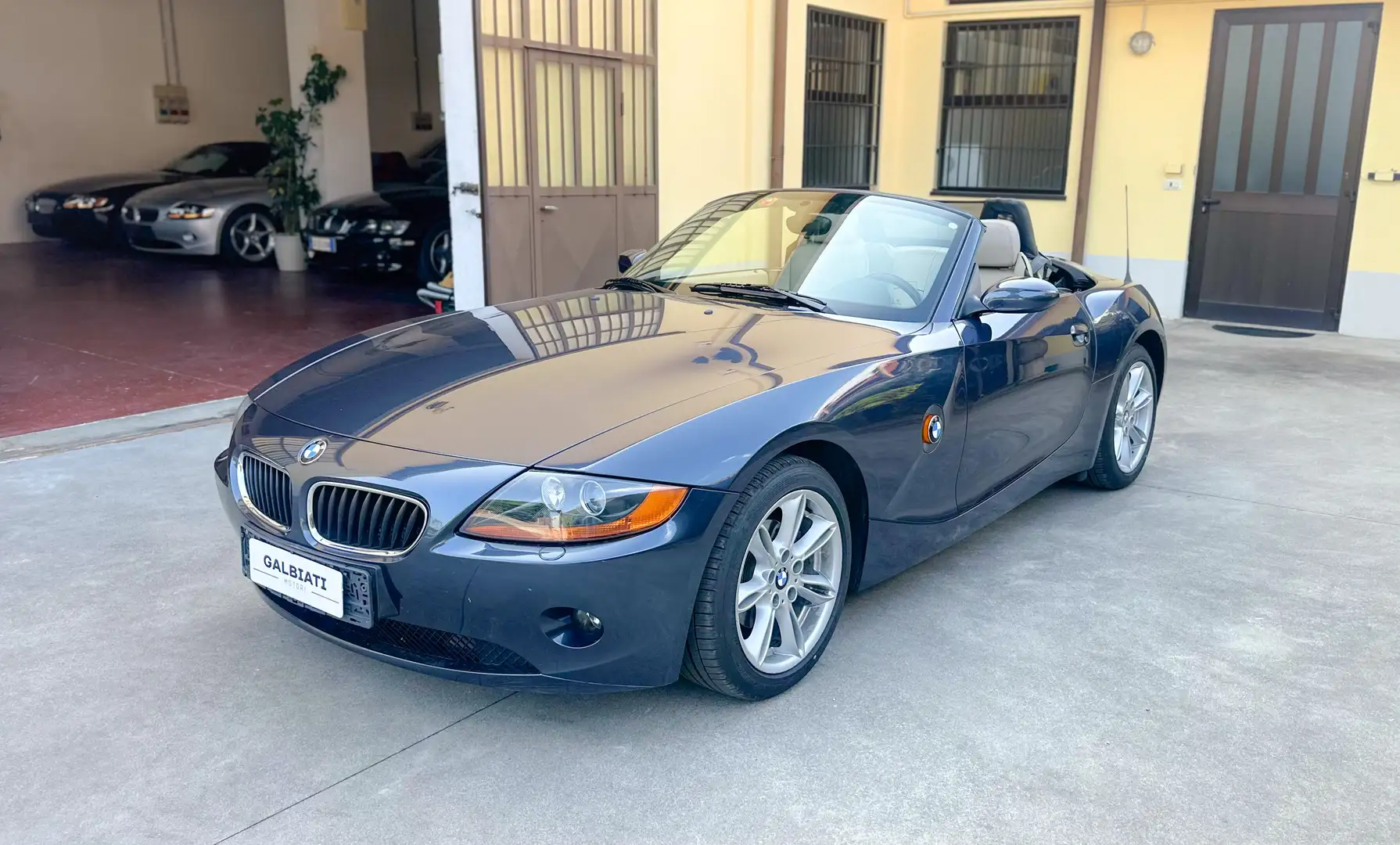 BMW Z4 Roadster 2.5i Синій - 1