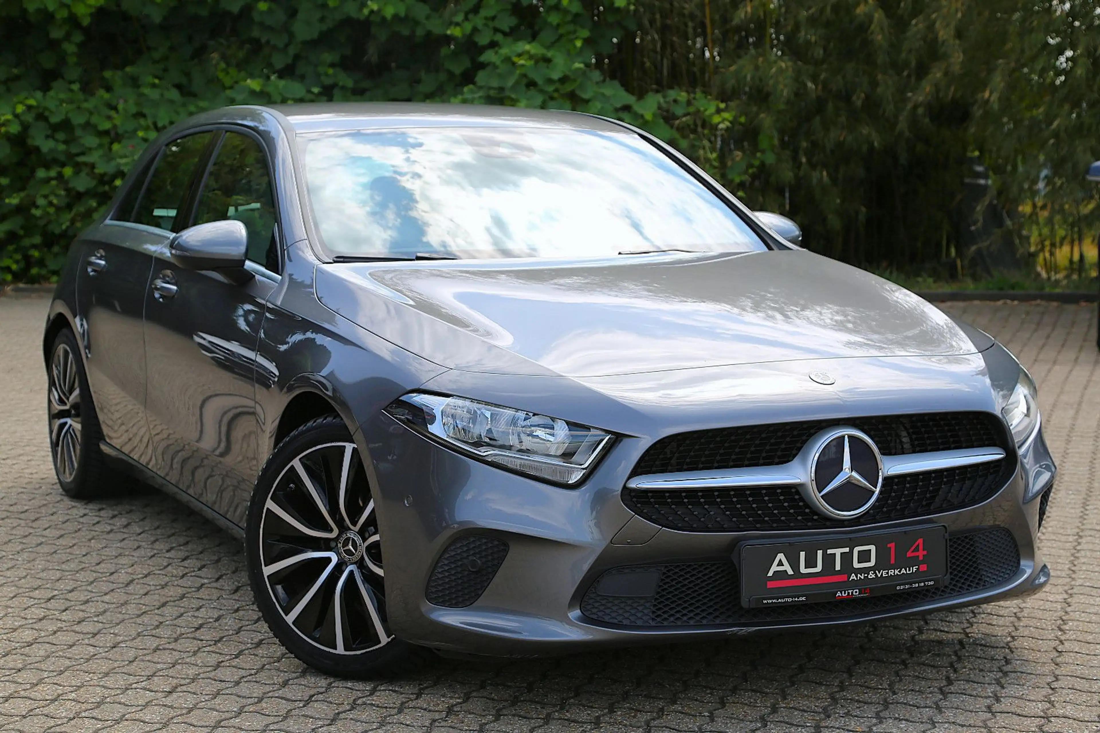 Mercedes-Benz A 180 Style Widescreen Navi Leder DAB Kamera 18" — photo 9