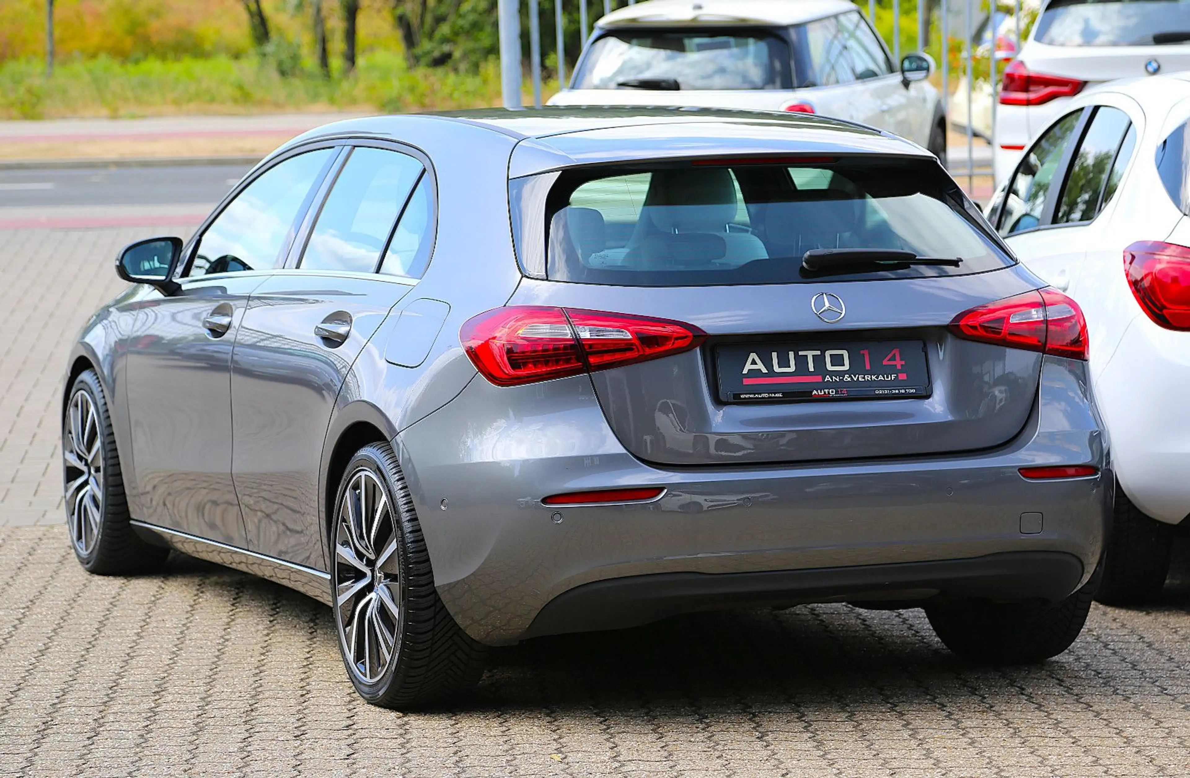 Mercedes-Benz A 180 Style Widescreen Navi Leder DAB Kamera 18" — photo 13