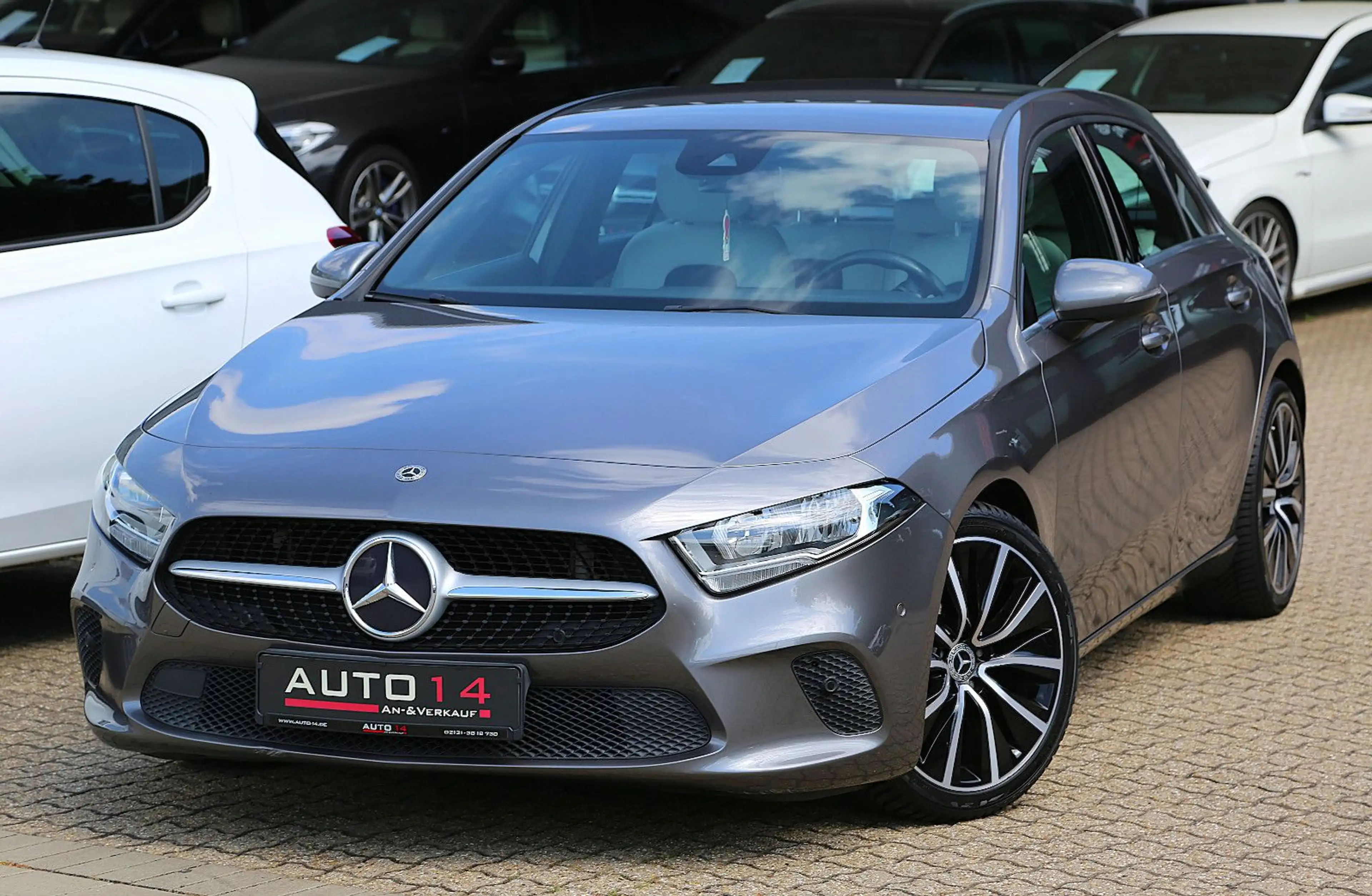 Mercedes-Benz A 180 Style Widescreen Navi Leder DAB Kamera 18" — photo 11