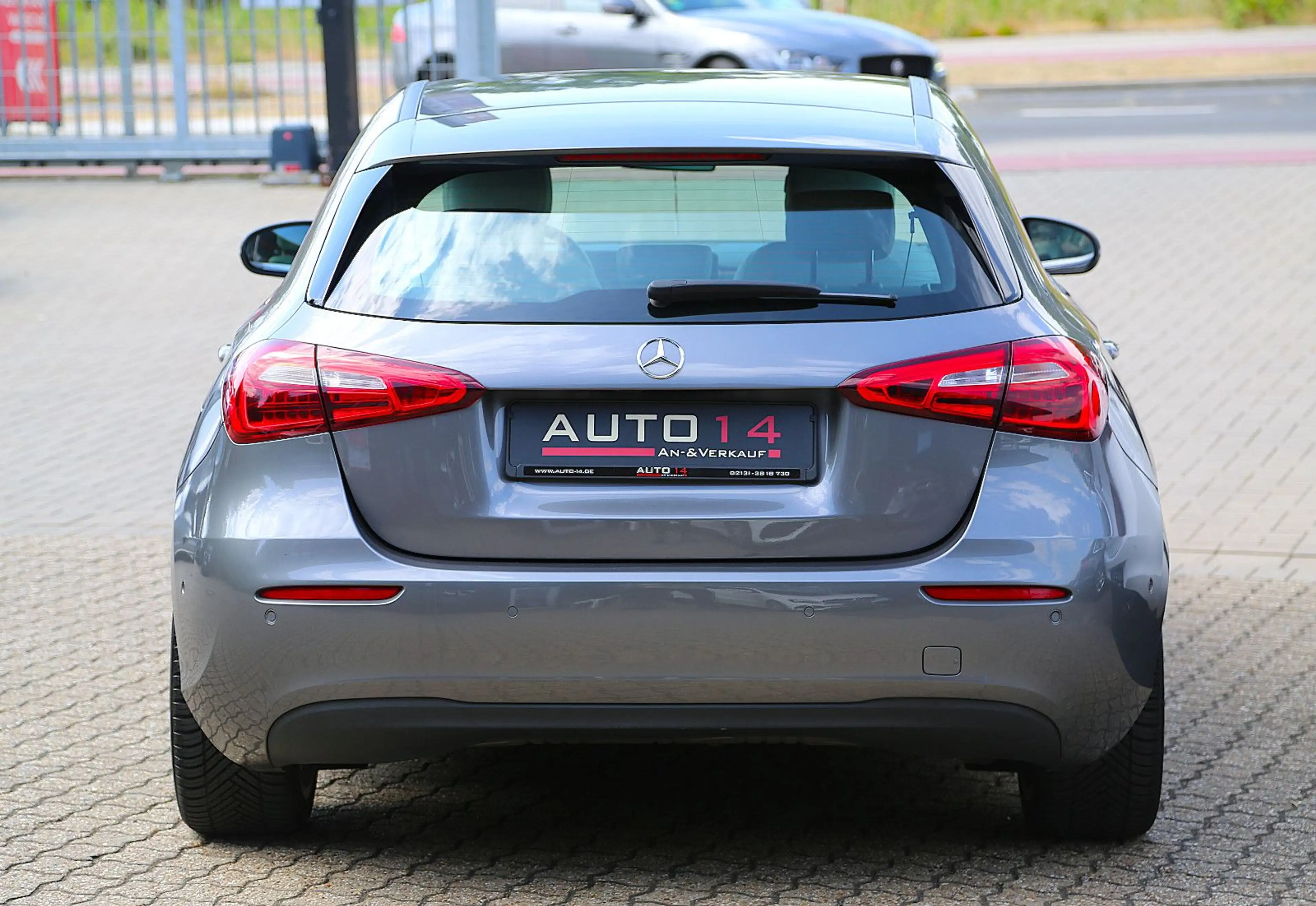 Mercedes-Benz A 180 Style Widescreen Navi Leder DAB Kamera 18" — photo 14