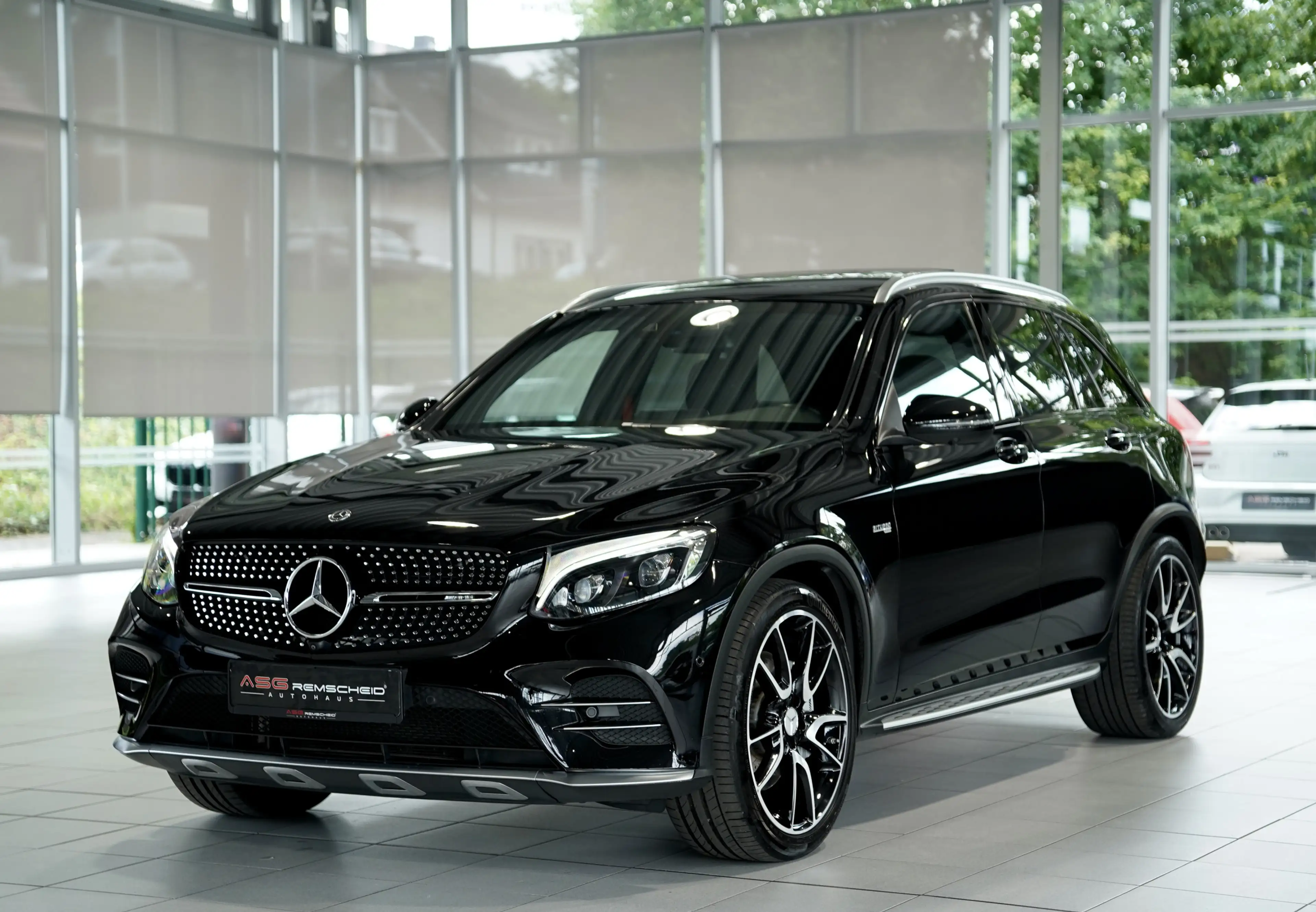 Mercedes-Benz GLC 43 AMG 4M 1.Hand *21Zoll *AHK*Pano*360*ILS — photo 5