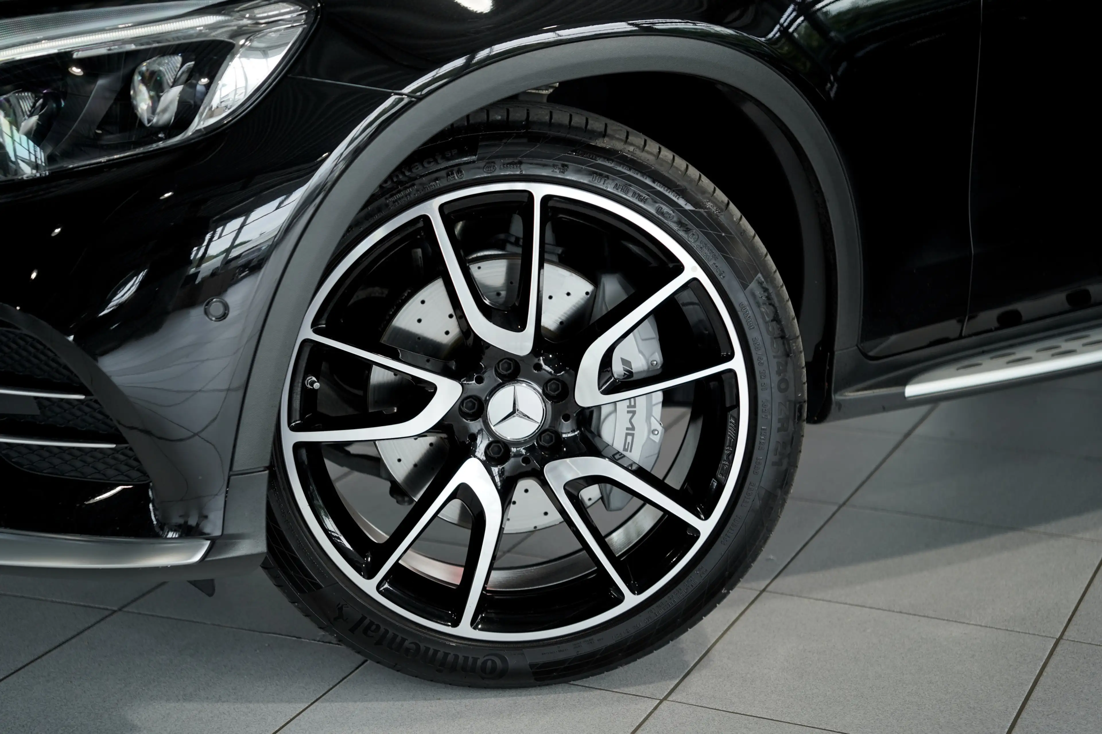 Mercedes-Benz GLC 43 AMG 4M 1.Hand *21Zoll *AHK*Pano*360*ILS — photo 3