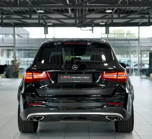 Mercedes-Benz GLC Class view 9