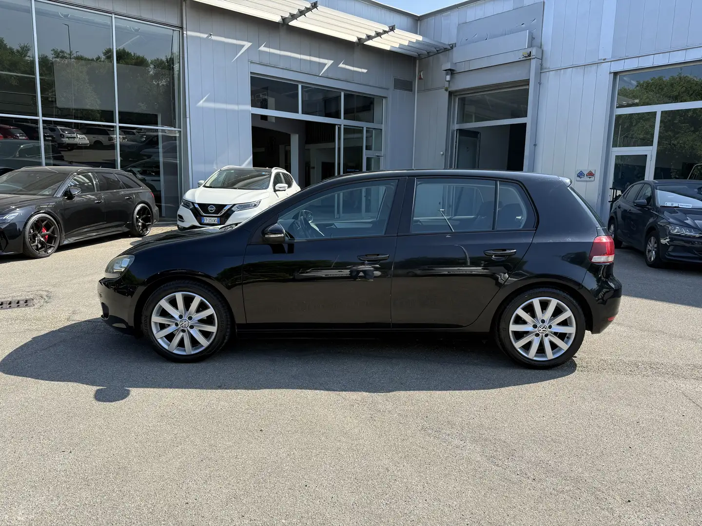 Volkswagen Golf 5p 2.0 tdi Highline Noir - 2