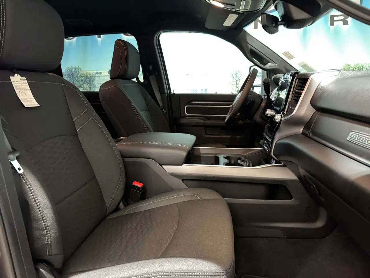RAM 3500 снимка RAM 3500