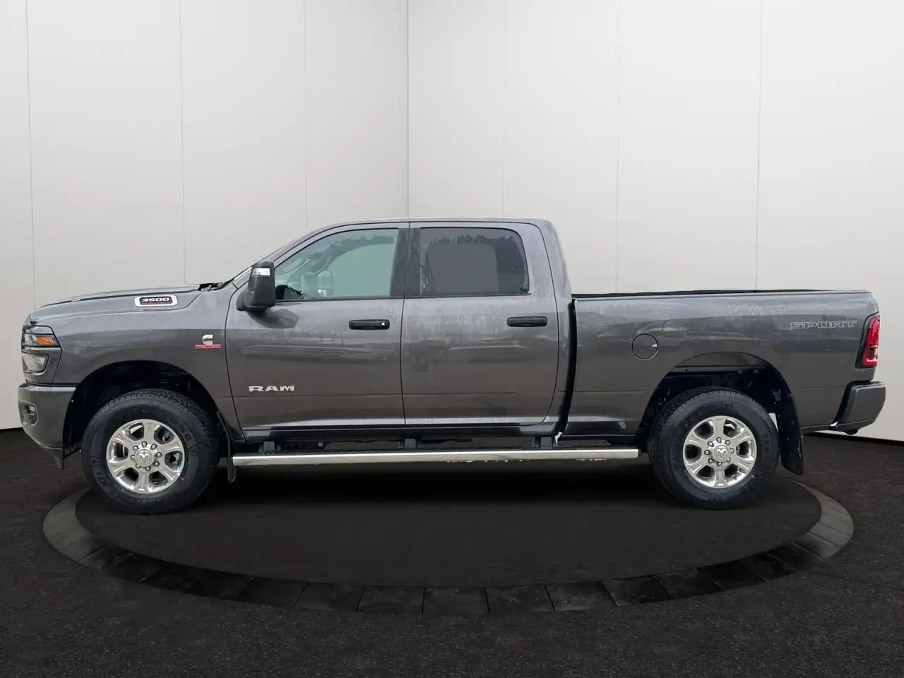 RAM 3500 снимка RAM 3500