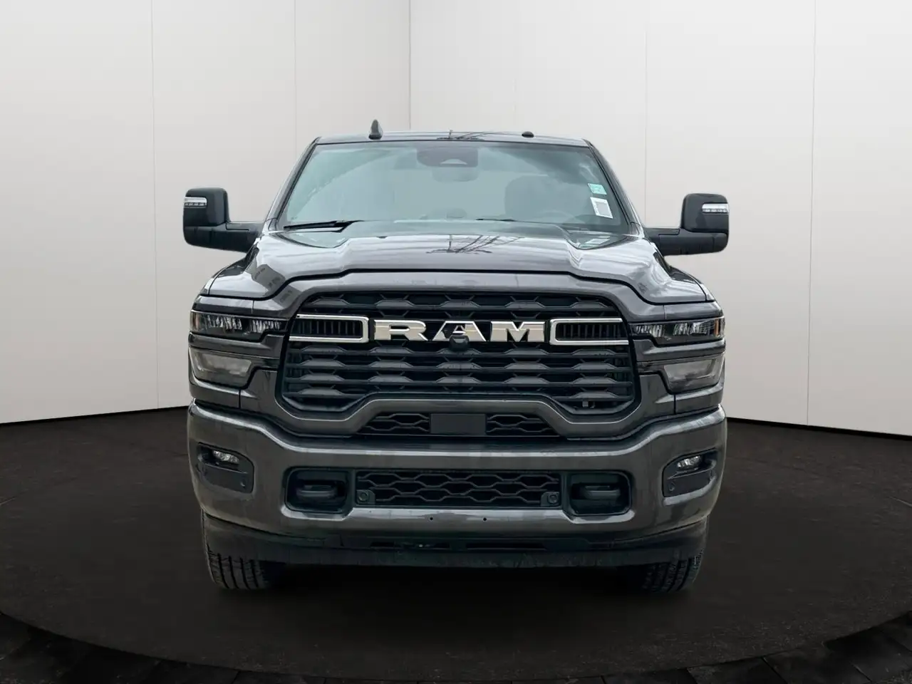 RAM 3500 снимка RAM 3500