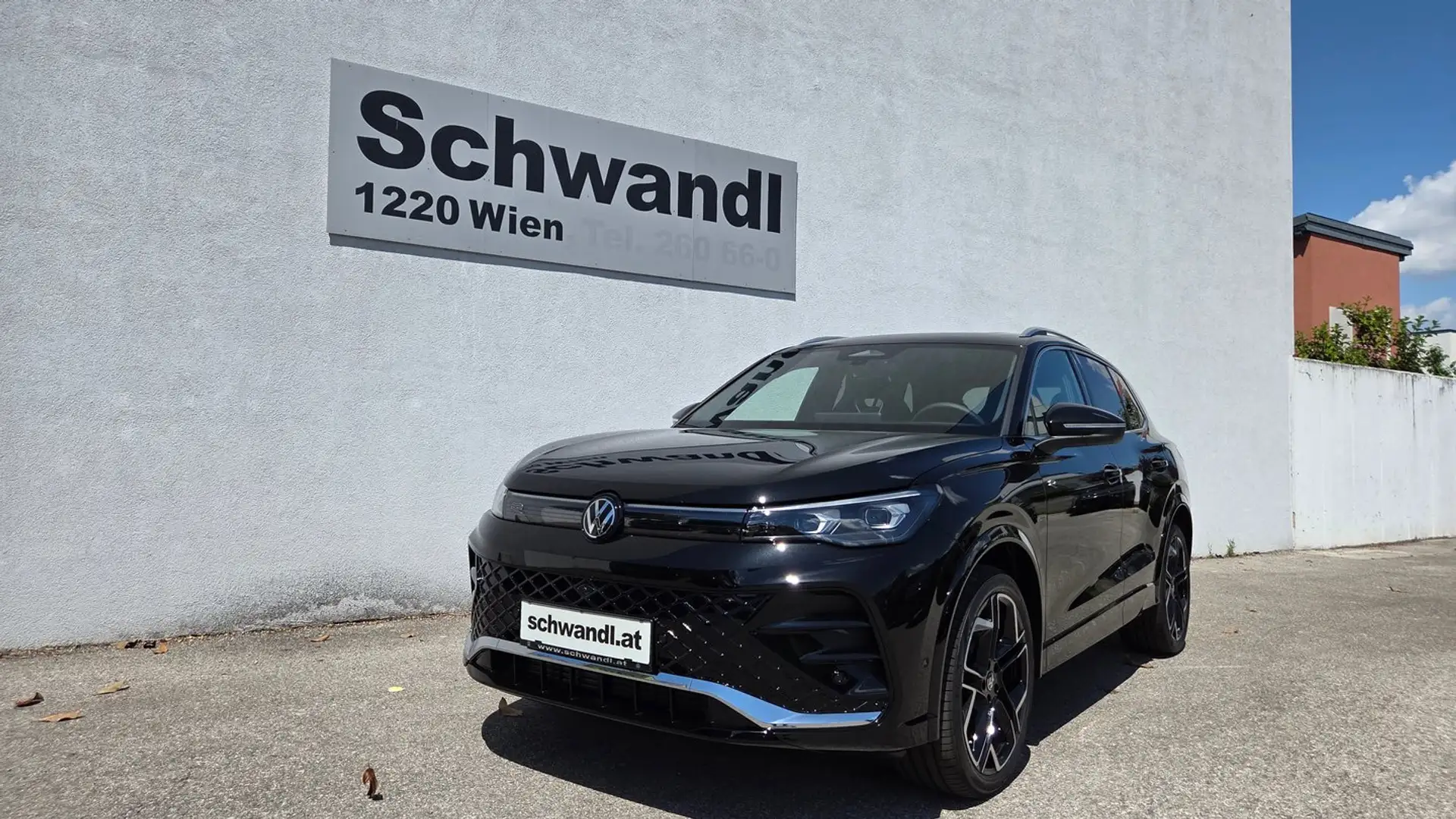 Volkswagen Tiguan Sport eTSI DSG Schwarz - 1