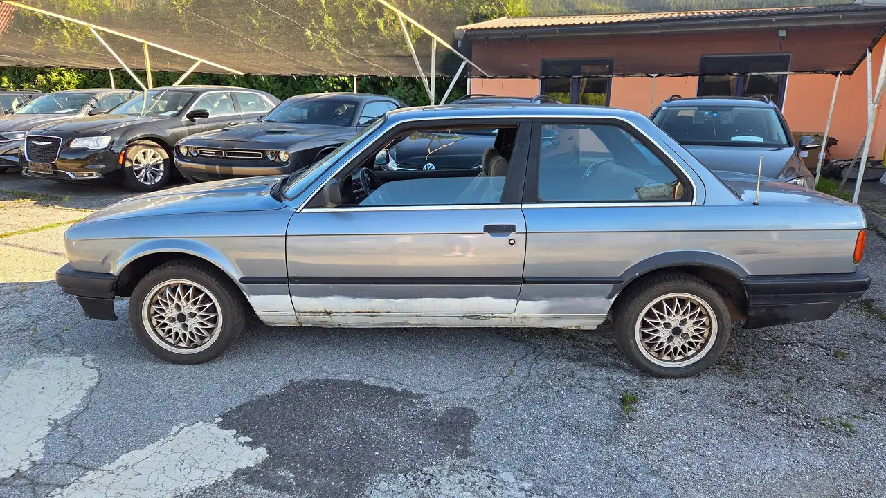 BMW 316i, foto 8