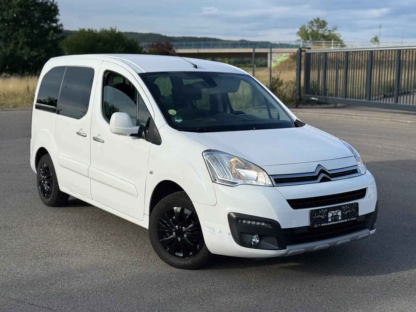 Citroen Berlingo BlueHDI Aut. Sitzheizung | EUR6 | TÜV 04/2027 Alb - 1