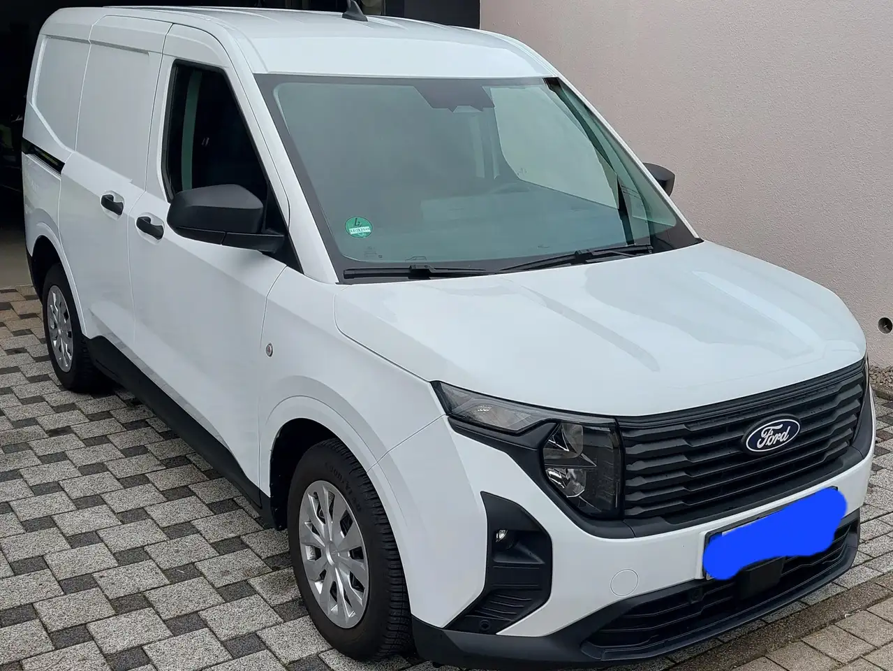 Ford Courier