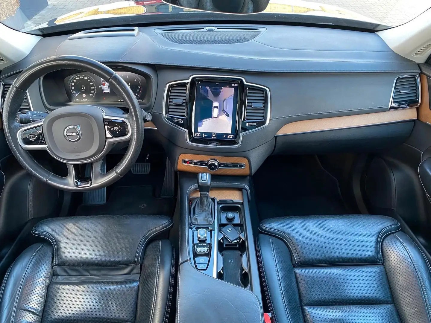 Volvo XC90 Inscription AWD|NAVI/R-KAM|LED Schwarz - 2