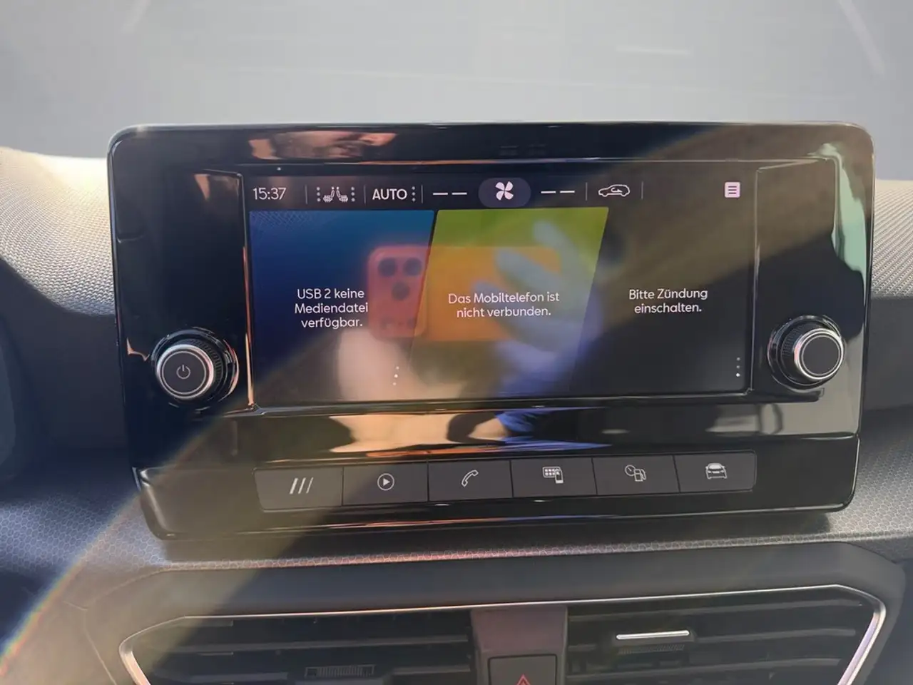 SEAT Leon 1,0 eTSI DSG, миниатюра 9
