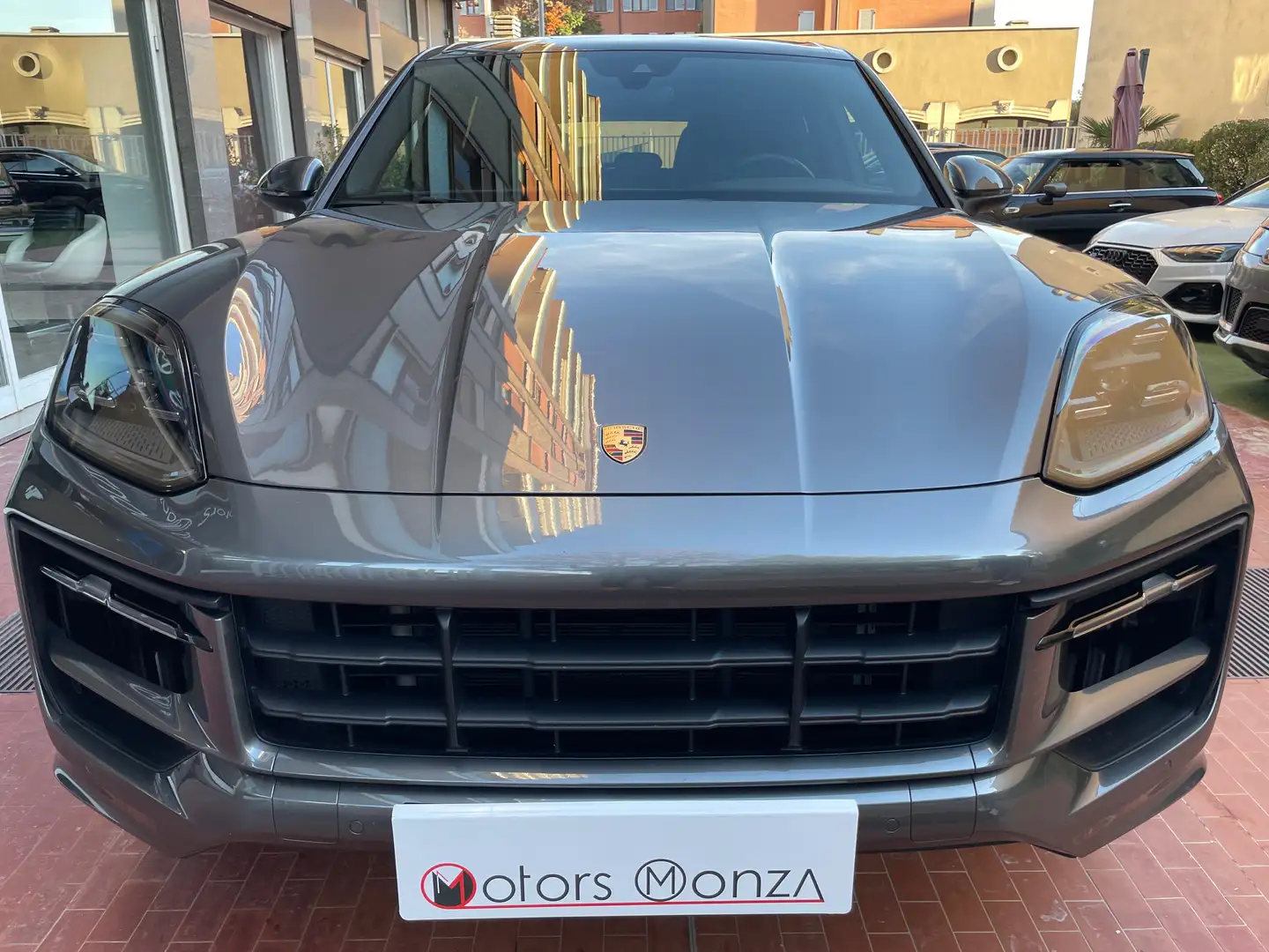 Porsche Cayenne 3.0 -2024- 354 cv tiptronic - tetto panoramico Grigio - 2