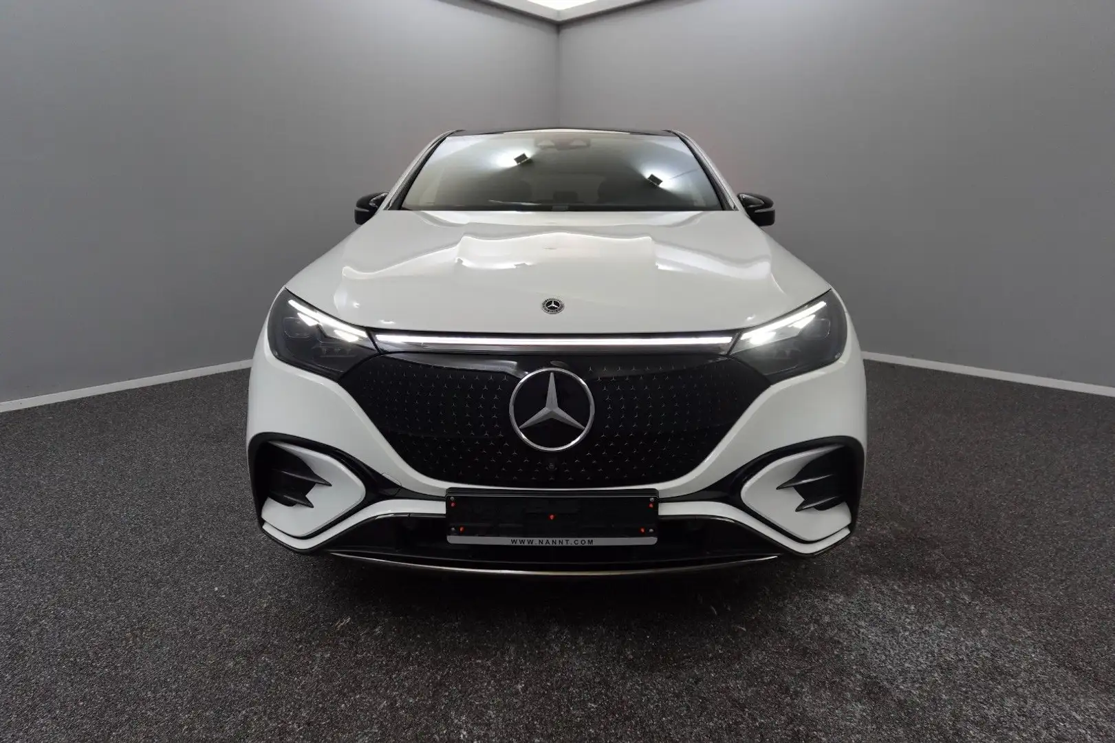 Mercedes-Benz EQE SUV 350 + AMG*PANO*ACC*360*AHK*DIGI-LIGHT* Blanc - 2