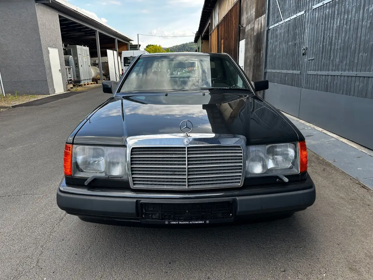 Mercedes-Benz 300 ce, Rostfrei, Klima, Leder, SH, Automatik, foto 7