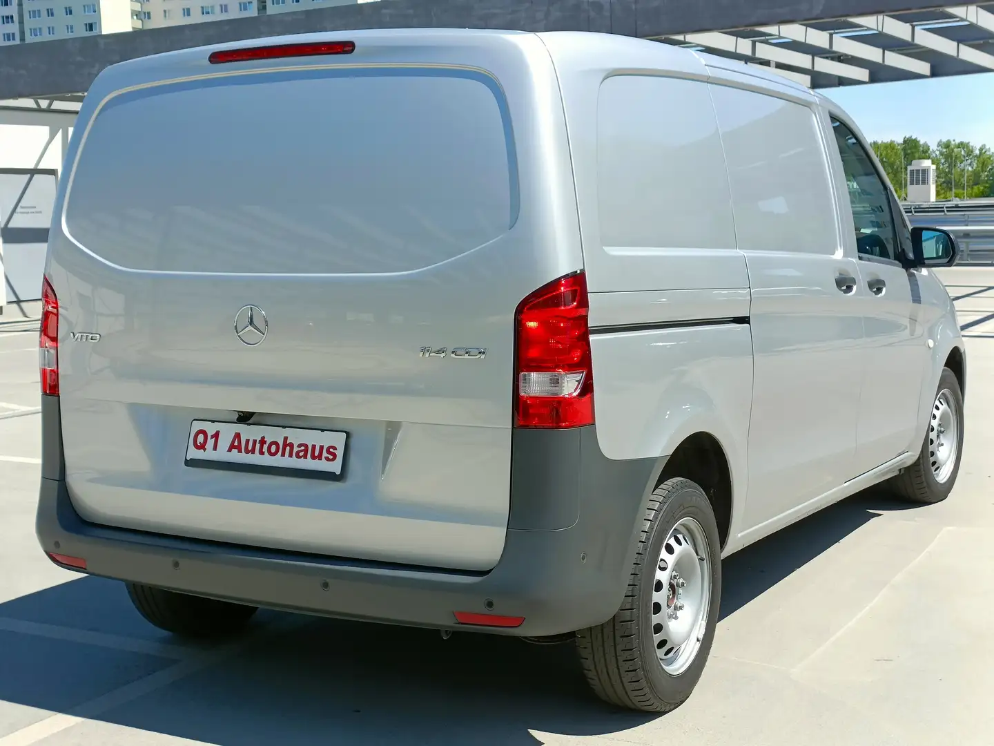 Mercedes-Benz Vito Kasten AUT/KLIMA/SHZ/DAB/SPUR/TOTW/RKAM/TEMPO Silber - 2