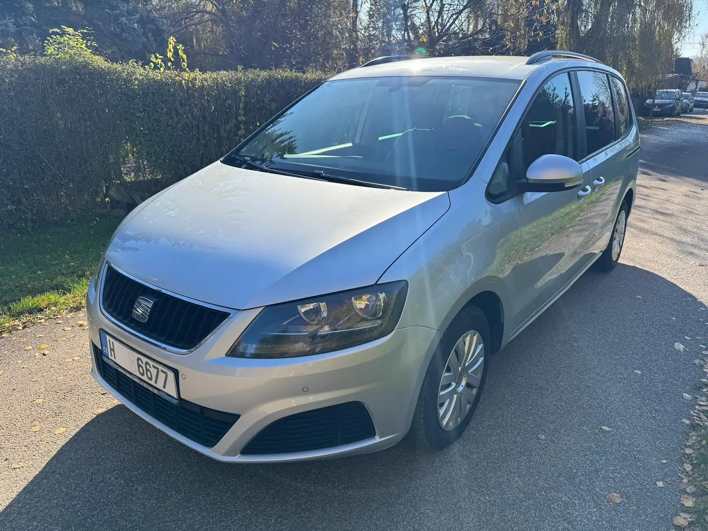 SEAT Alhambra Alhambra 2.0 TDI Ecomotive Reference Silber - 1