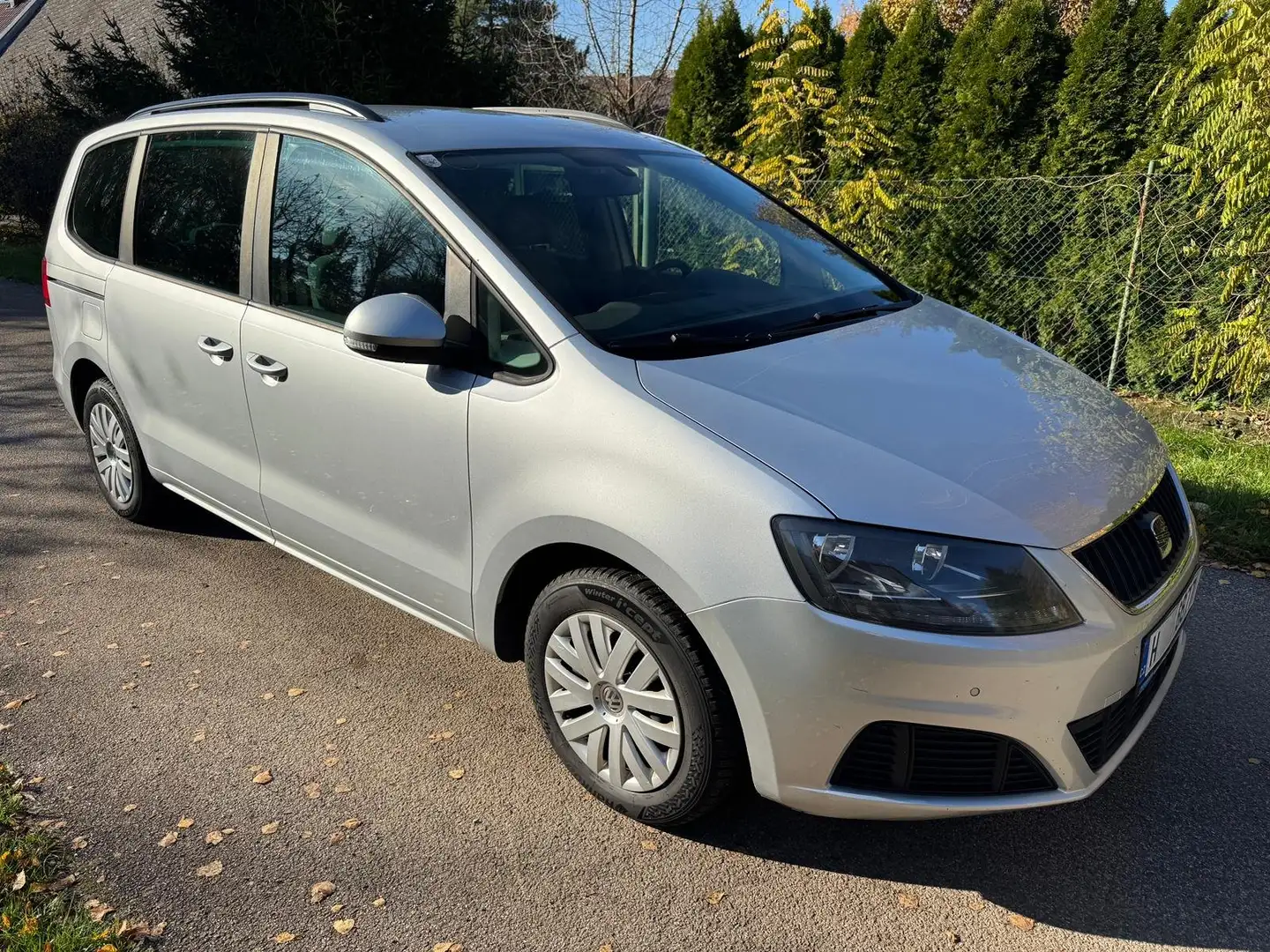 SEAT Alhambra Alhambra 2.0 TDI Ecomotive Reference Silber - 2