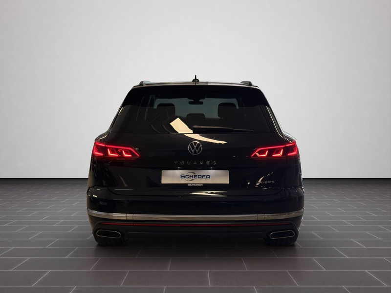 Volkswagen Touareg Elegance 3.0 V6 eHybrid 4MOTION 250 kW 8 — photo 6