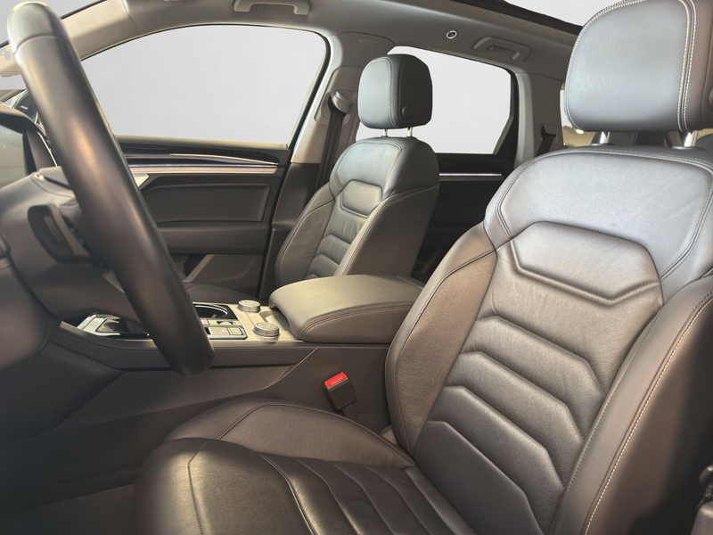 Volkswagen Touareg Elegance 3.0 V6 eHybrid 4MOTION 250 kW 8 — photo 12