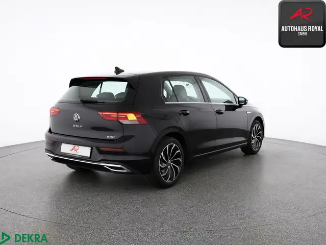 Volkswagen Golf view 5
