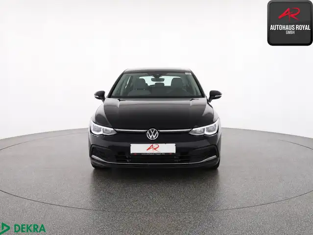 Volkswagen Golf view 8