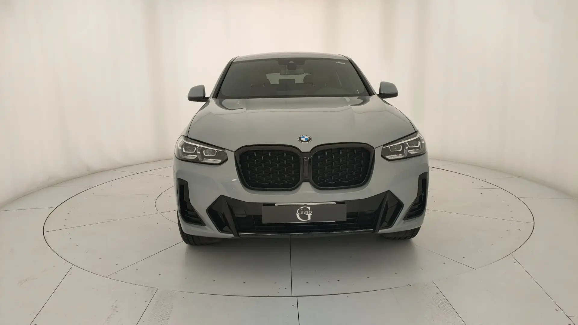 BMW X4 xdrive20d mhev 48V Msport auto Grijs - 2