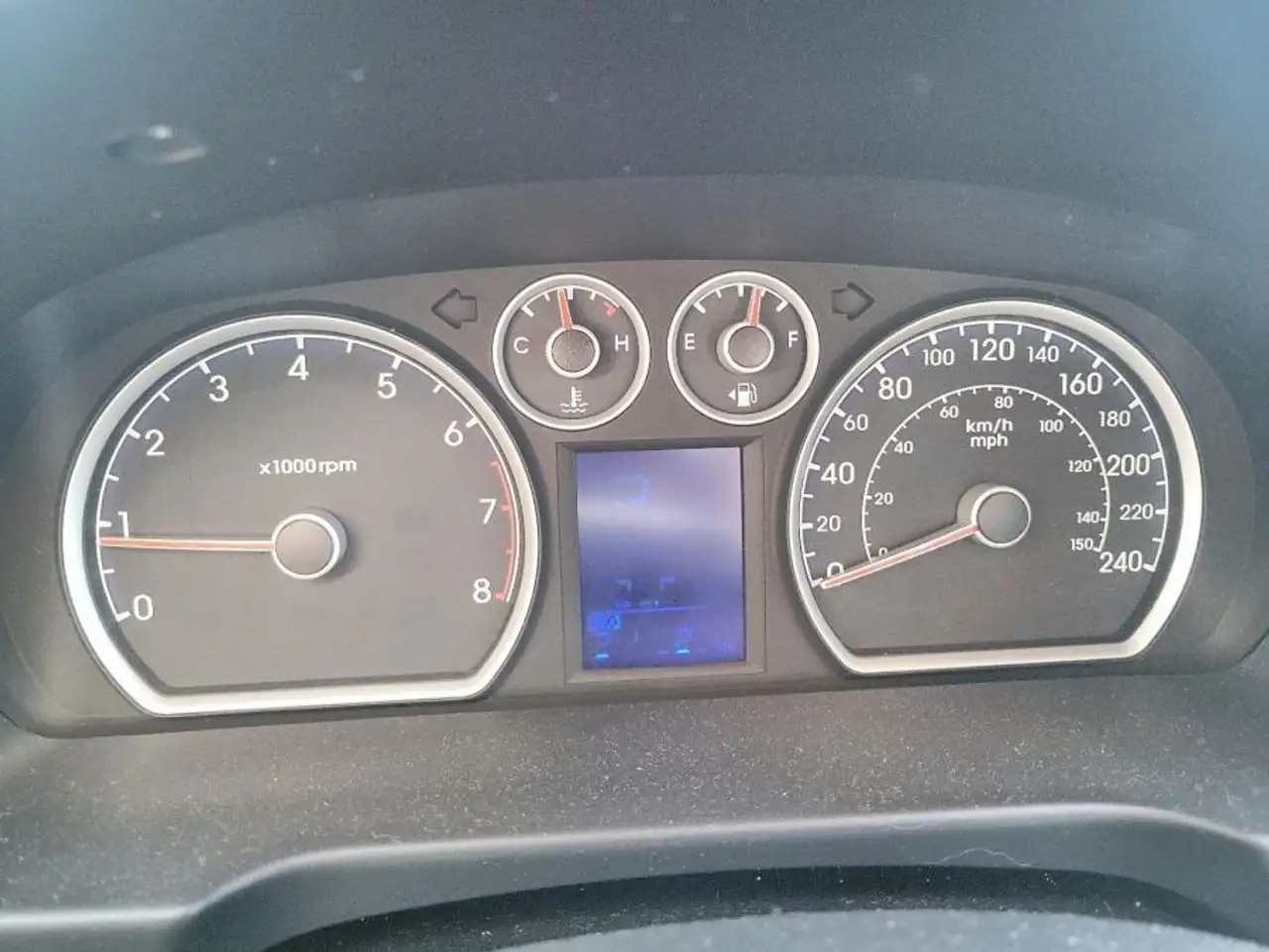 Hyundai ELANTRA снимка Hyundai ELANTRA