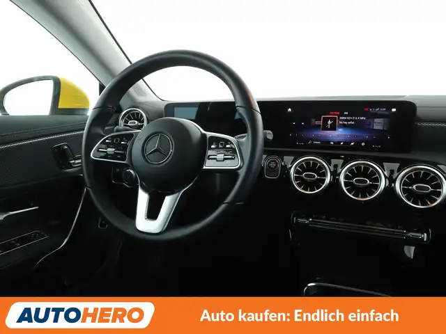 Mercedes-Benz Cla view 13