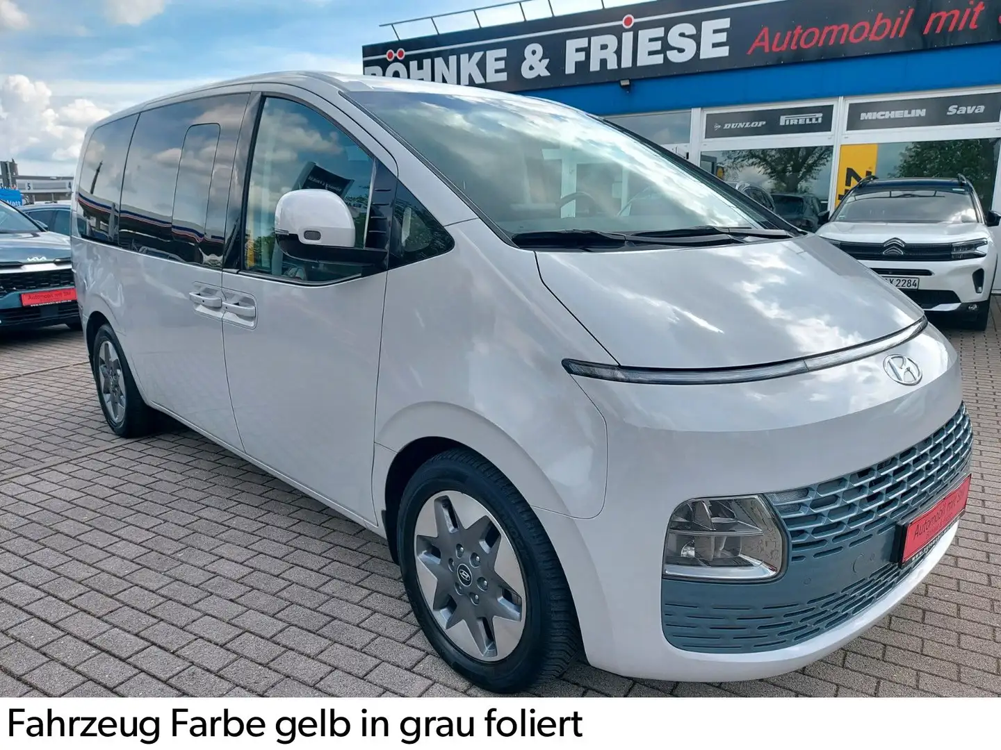 Hyundai STARIA Prime 2WD LED NAVI LEDER ACC KAMERA Szary - 1
