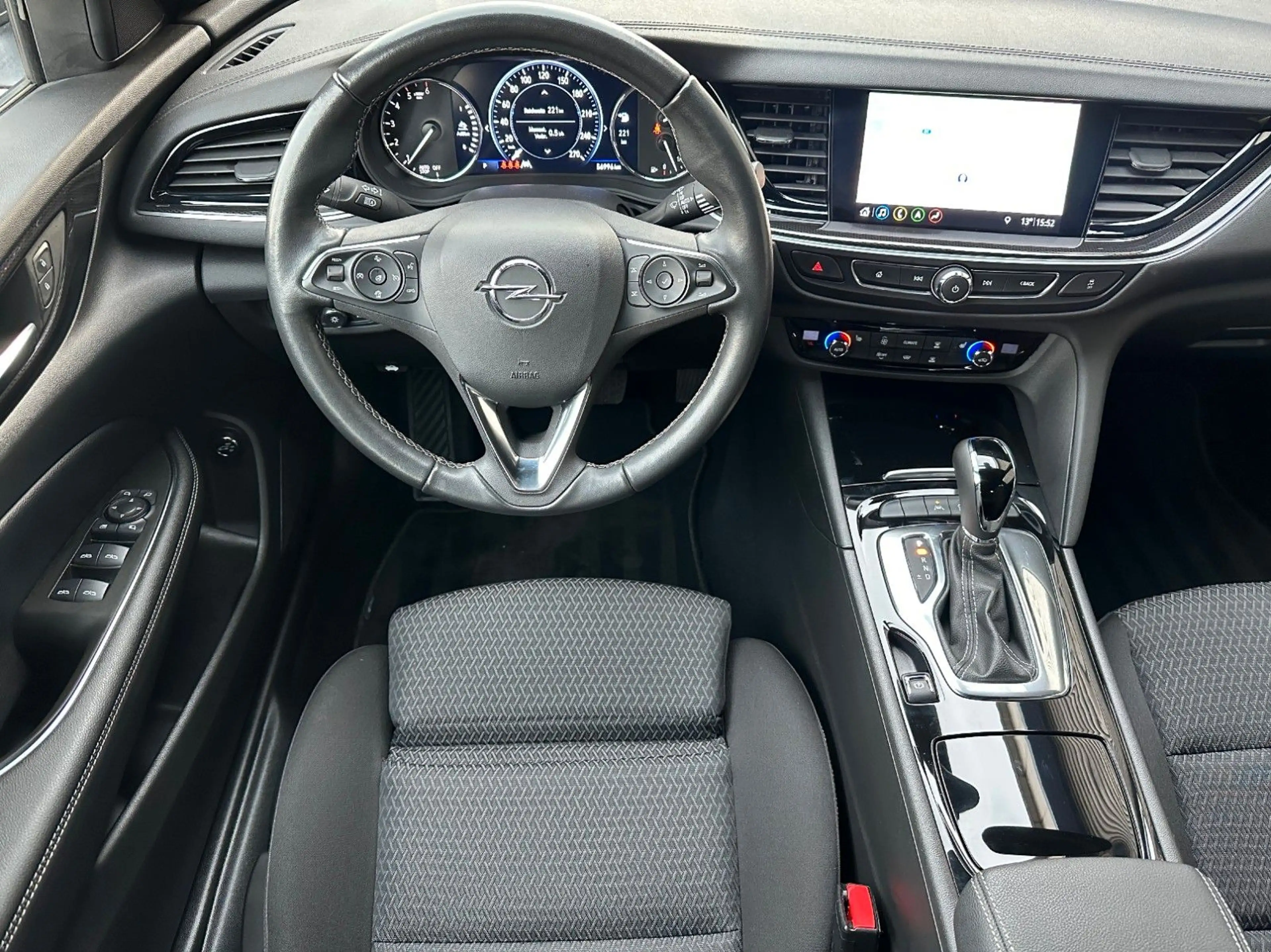 Opel Insignia B Sports Tourer*MATRIX-LED*KAMERA*AHK* — photo 12