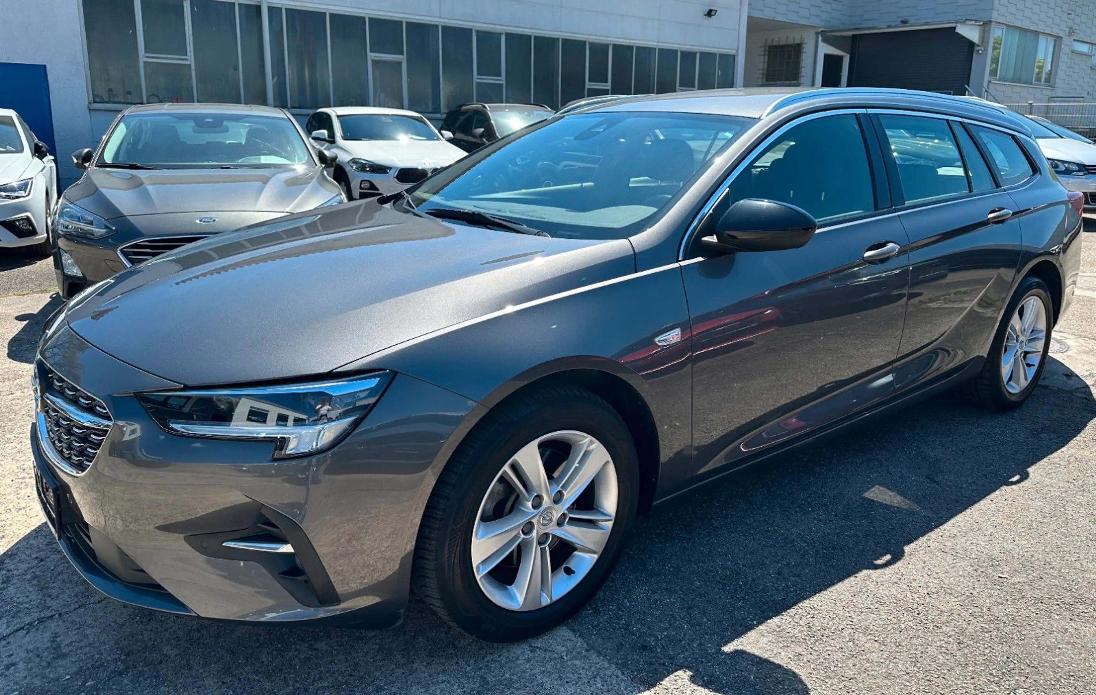 Opel Insignia B Sports Tourer*MATRIX-LED*KAMERA*AHK* — photo 2