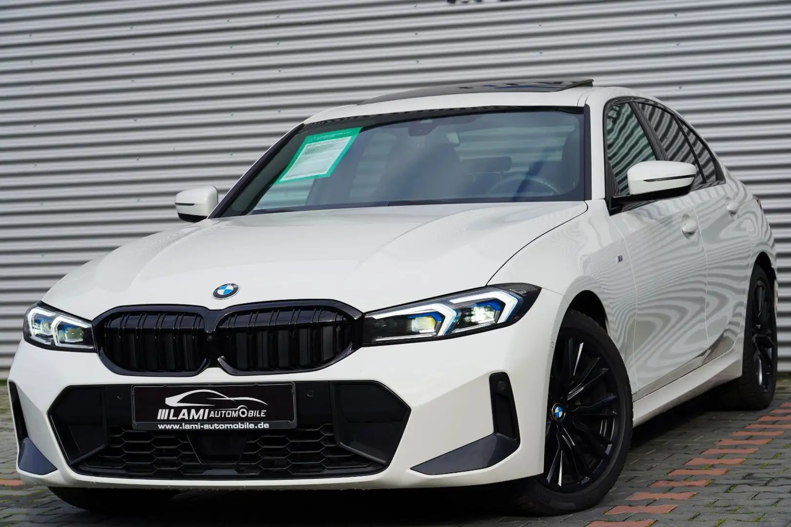 BMW 320 d xDrive M Sport SHD 360 HEADUP KEY MOPF Blanc - 1