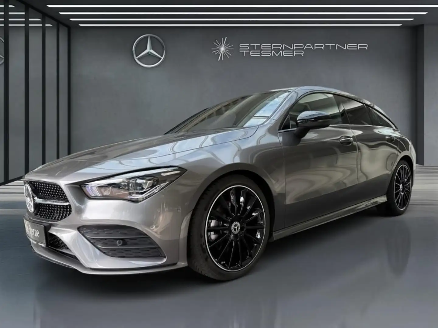 Mercedes-Benz CLA 220 CLA 220 d SB AMG+NIGHT+PANO+AHK+AMBIENTE+LEDER Grijs - 2