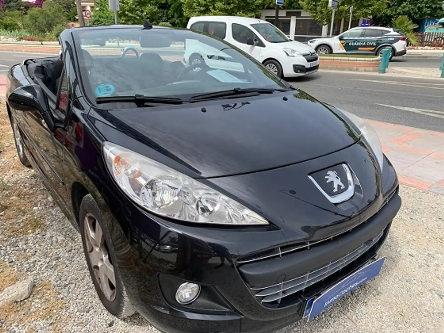 Peugeot 207 CC 1.6 VTi Negro - 1