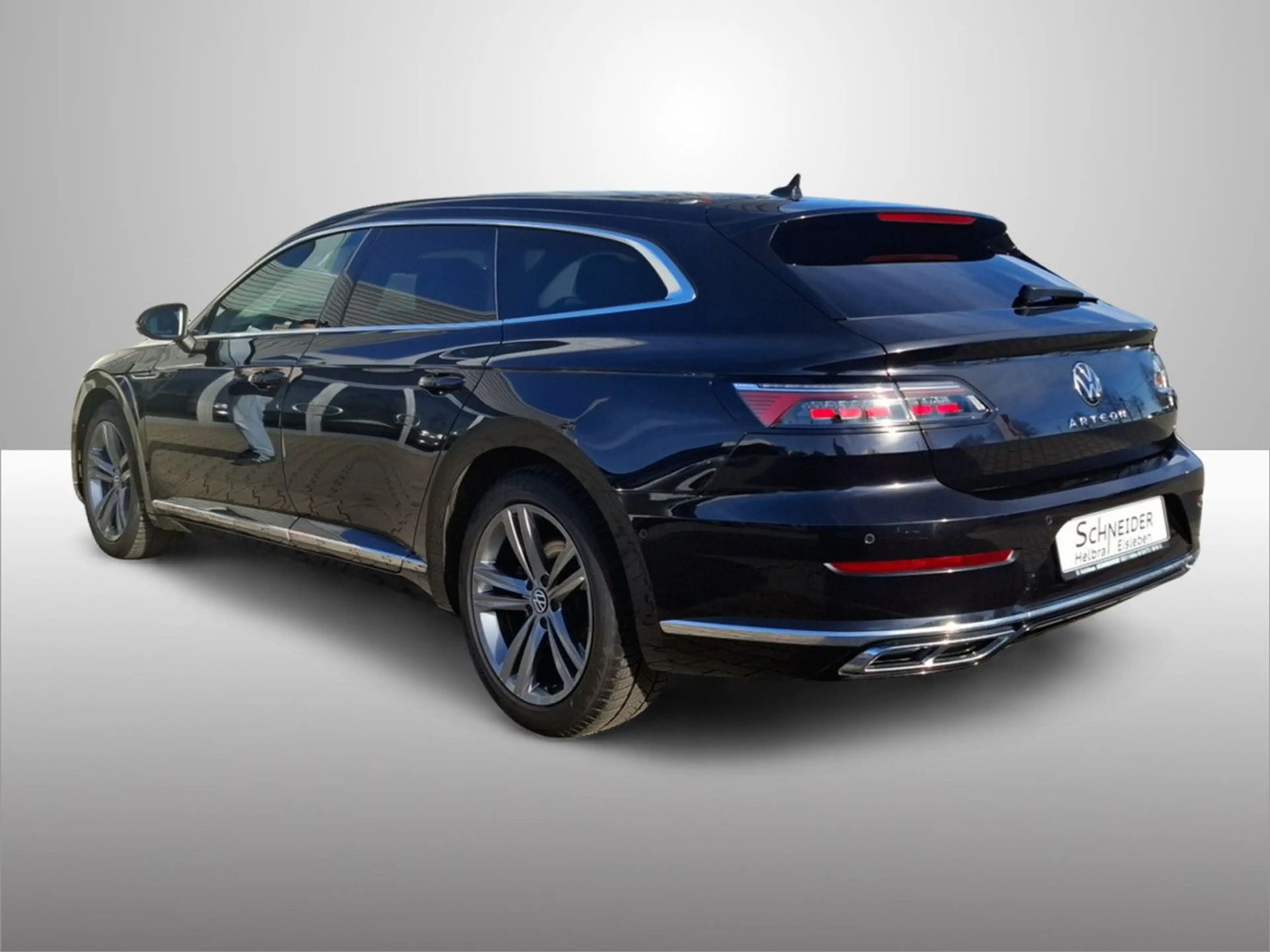Volkswagen Arteon SHOOTINGBRAKE 2.0 TSI R-LINE+IQ.LIGHT+PANO — photo 3