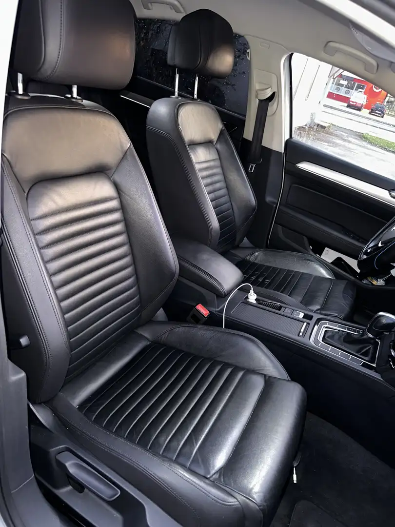 Volkswagen Passat 2.0 TDI (BlueMotion Technology) DSG Highline - 2