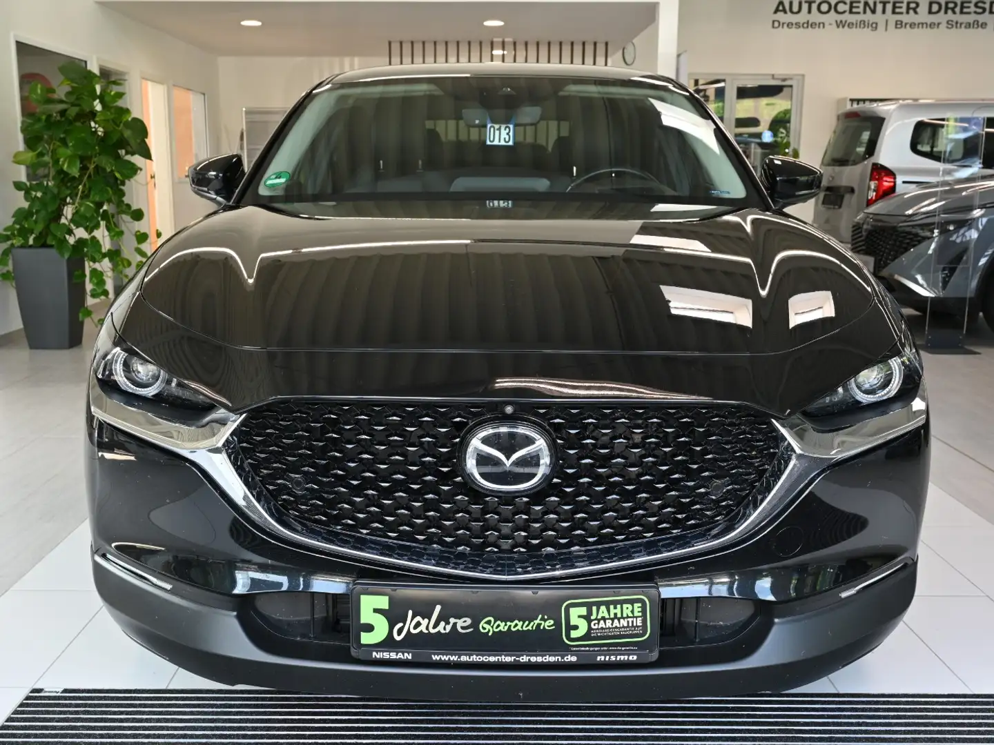 Mazda CX-30 2.0 SKYACTIV-X M Hybrid ED100 Navi BOSE 360 Schwarz - 2