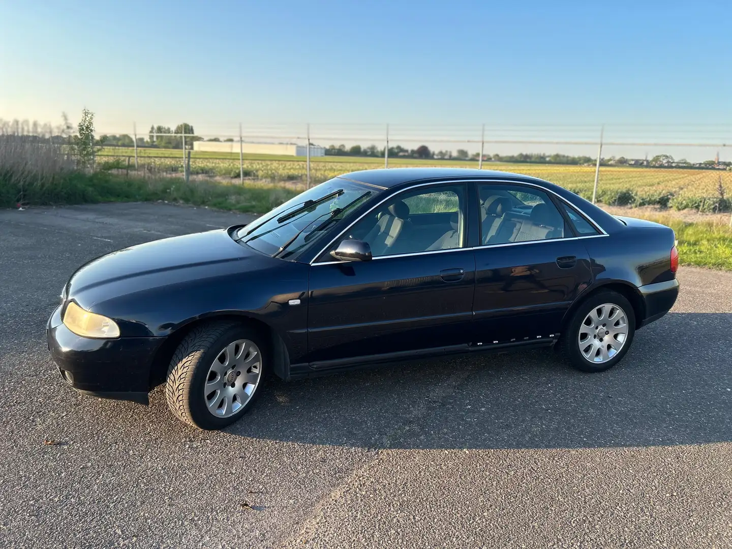 Audi A4 A4 2.4 V6 Advance Mavi - 2