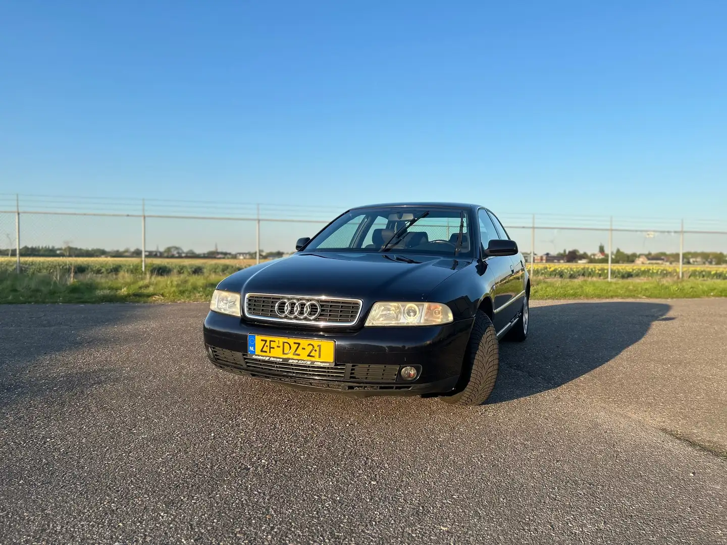 Audi A4 A4 2.4 V6 Advance Mavi - 1