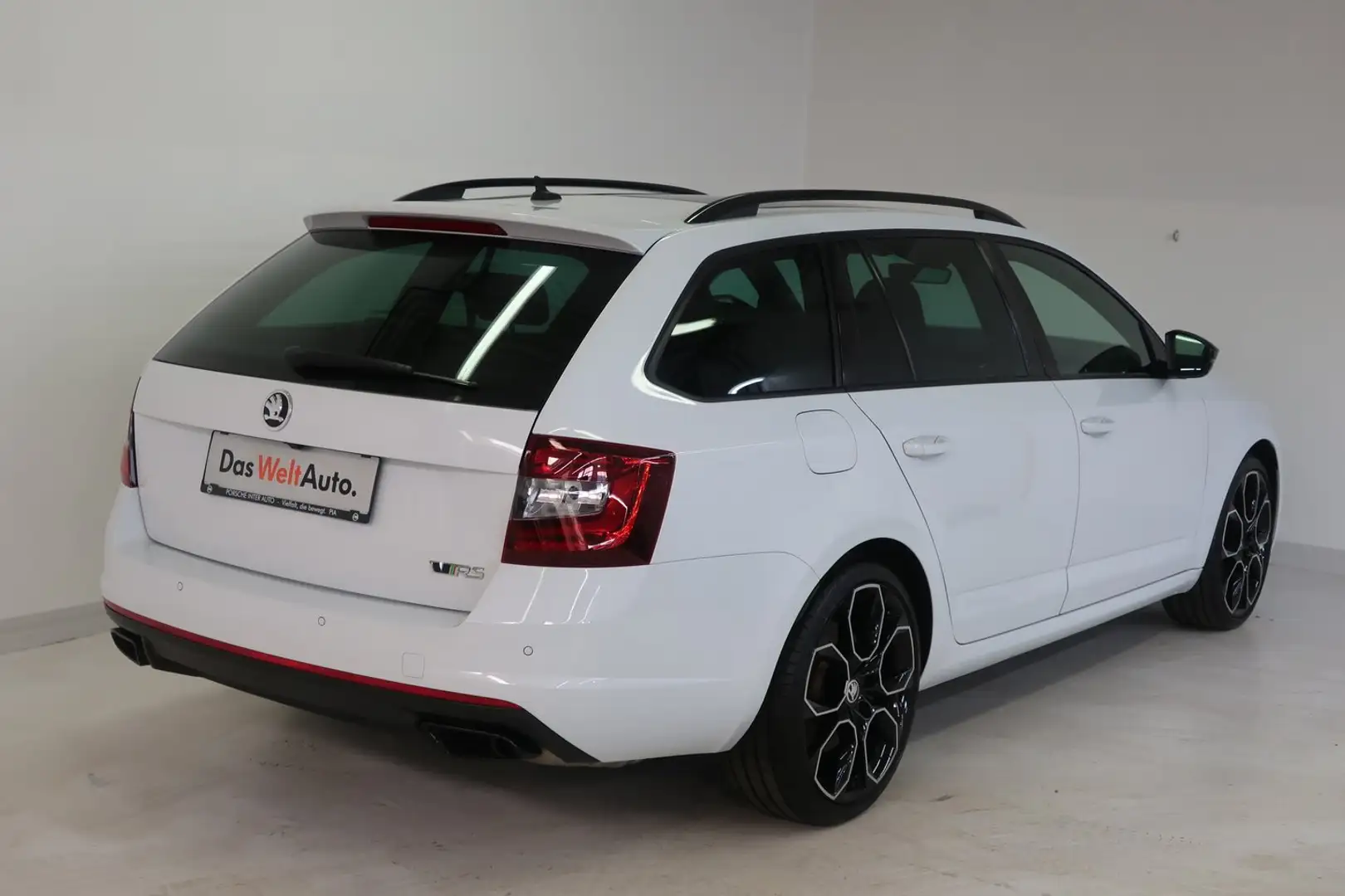 Skoda Octavia RS 245 TSI DSG Blanc - 2