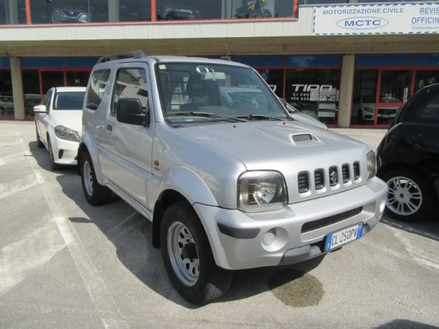Suzuki Jimny 1.5 DDiS 4WD Zilver - 1