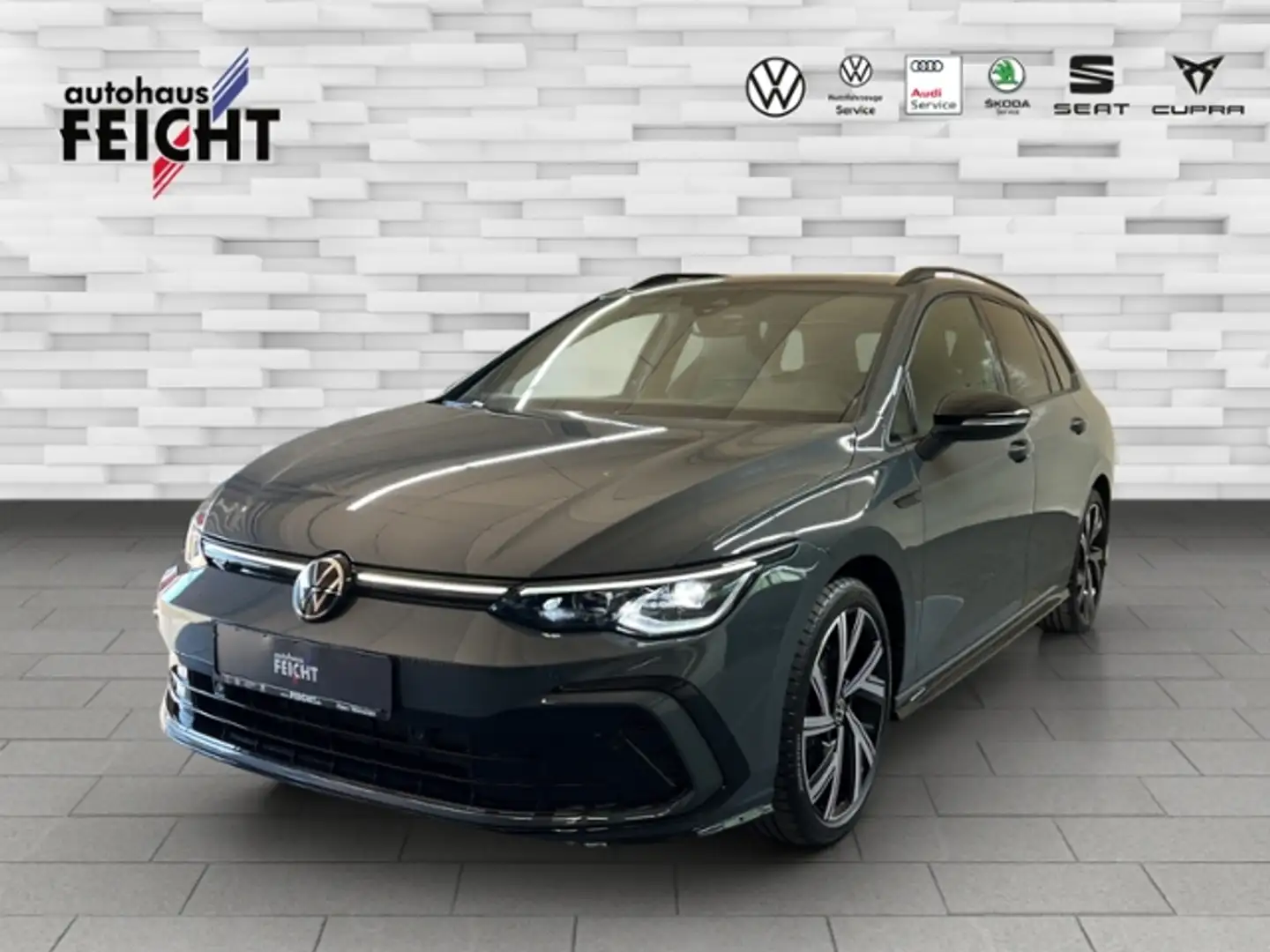 Volkswagen Golf Variant VIII 1.5 eTSI R-Line+AHK+LED+APP-C. Grau - 1