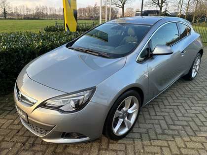 Opel Astra GTC 1.4 Turbo Sport Xenon / ECC / PDC