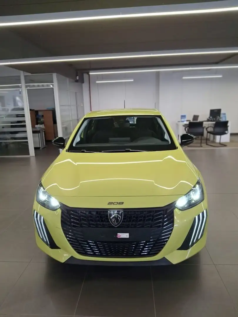 Peugeot 208 5P Style HYBRID 100 eDCS6 Amarillo - 2