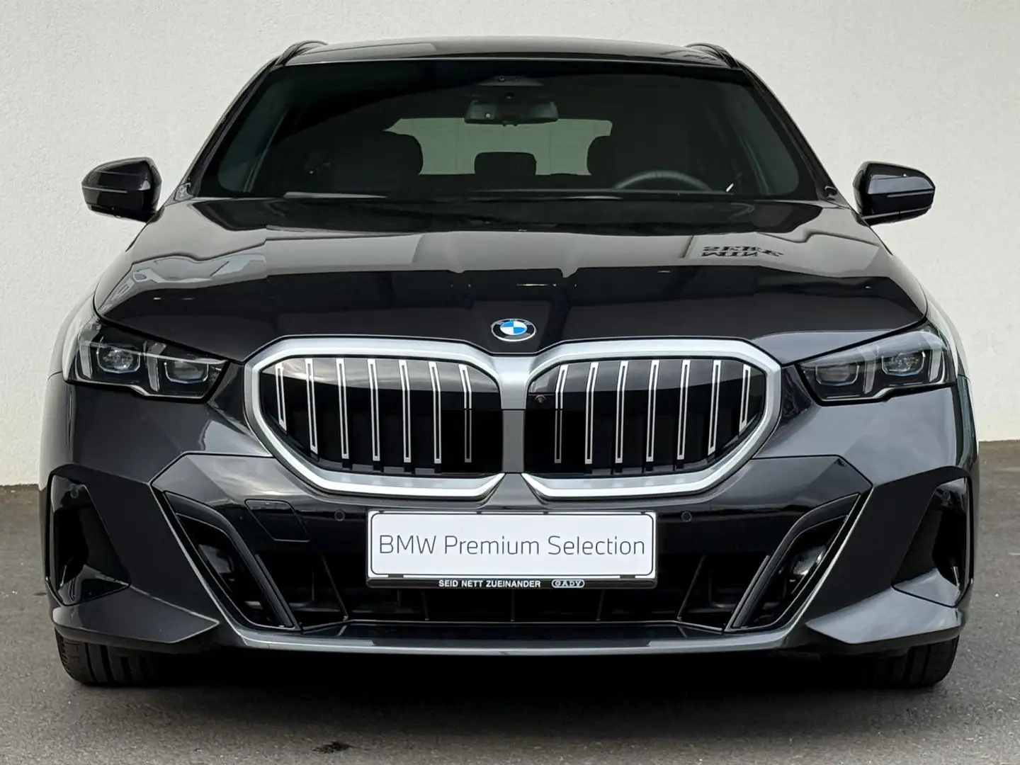 BMW 520 d xDrive M-Sportpaket Grau - 2