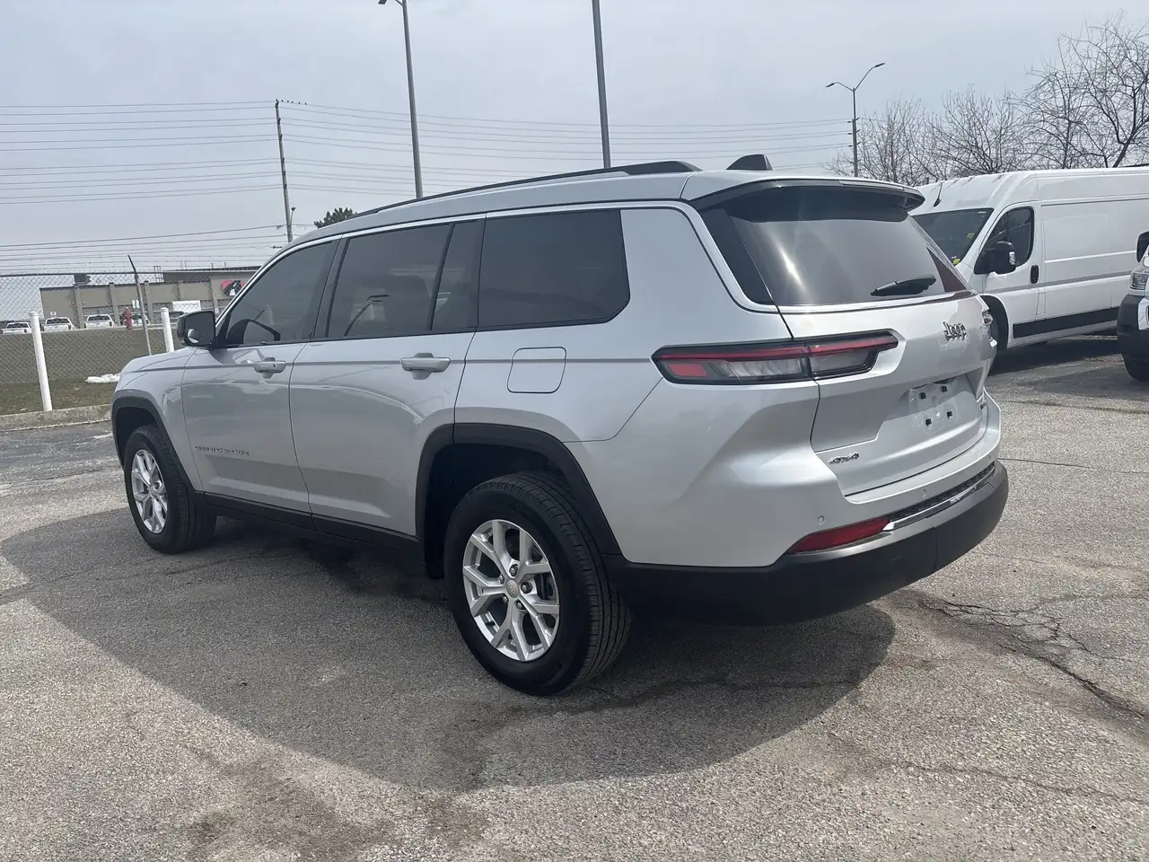 Jeep Grand Cherokee снимка Jeep Grand Cherokee